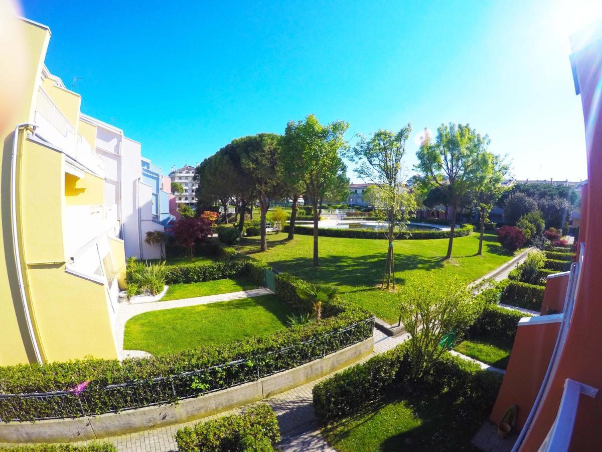Villaggio Riviera - Agenzia Cocal カオルレ エクステリア 写真